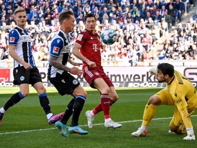 中国体育-拜仁拿到赛点！德甲10连冠不难，保住“欧洲前4”不易